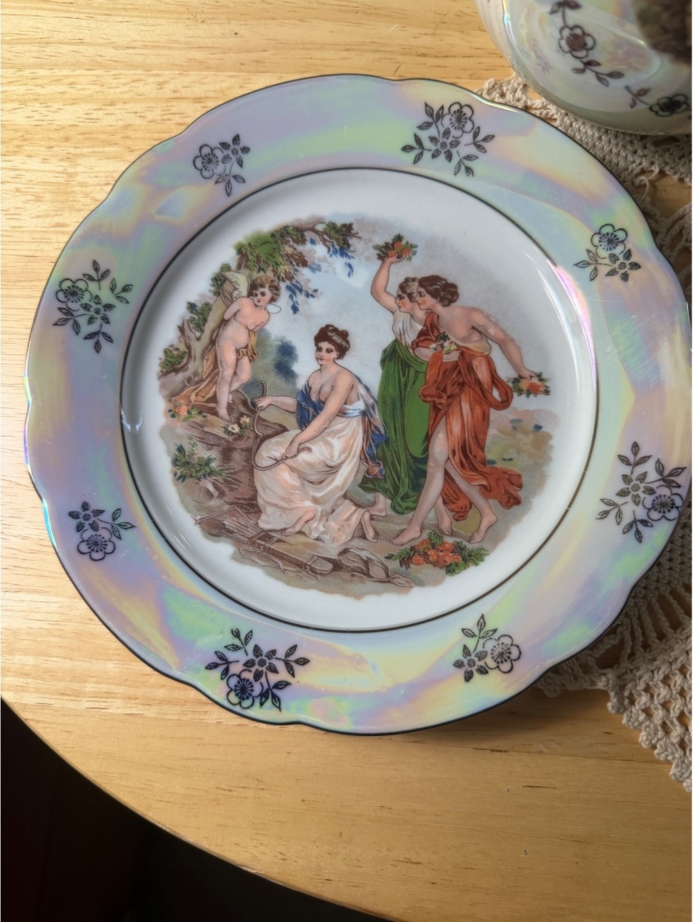 Vintage Kahla Porcelain 'Madonna' Lusterware Tea Set with Neoclassical Design - Picture 6 of 9